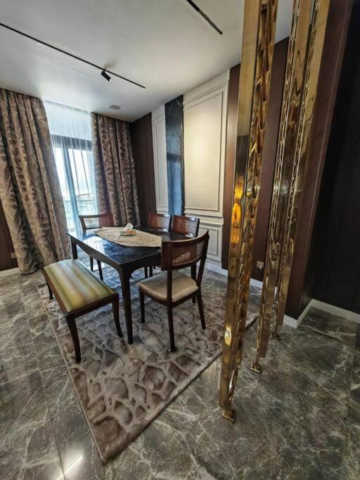 Super Luxury Apartment - Gated Community