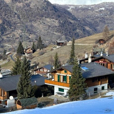 Chalet-La-Lumière
