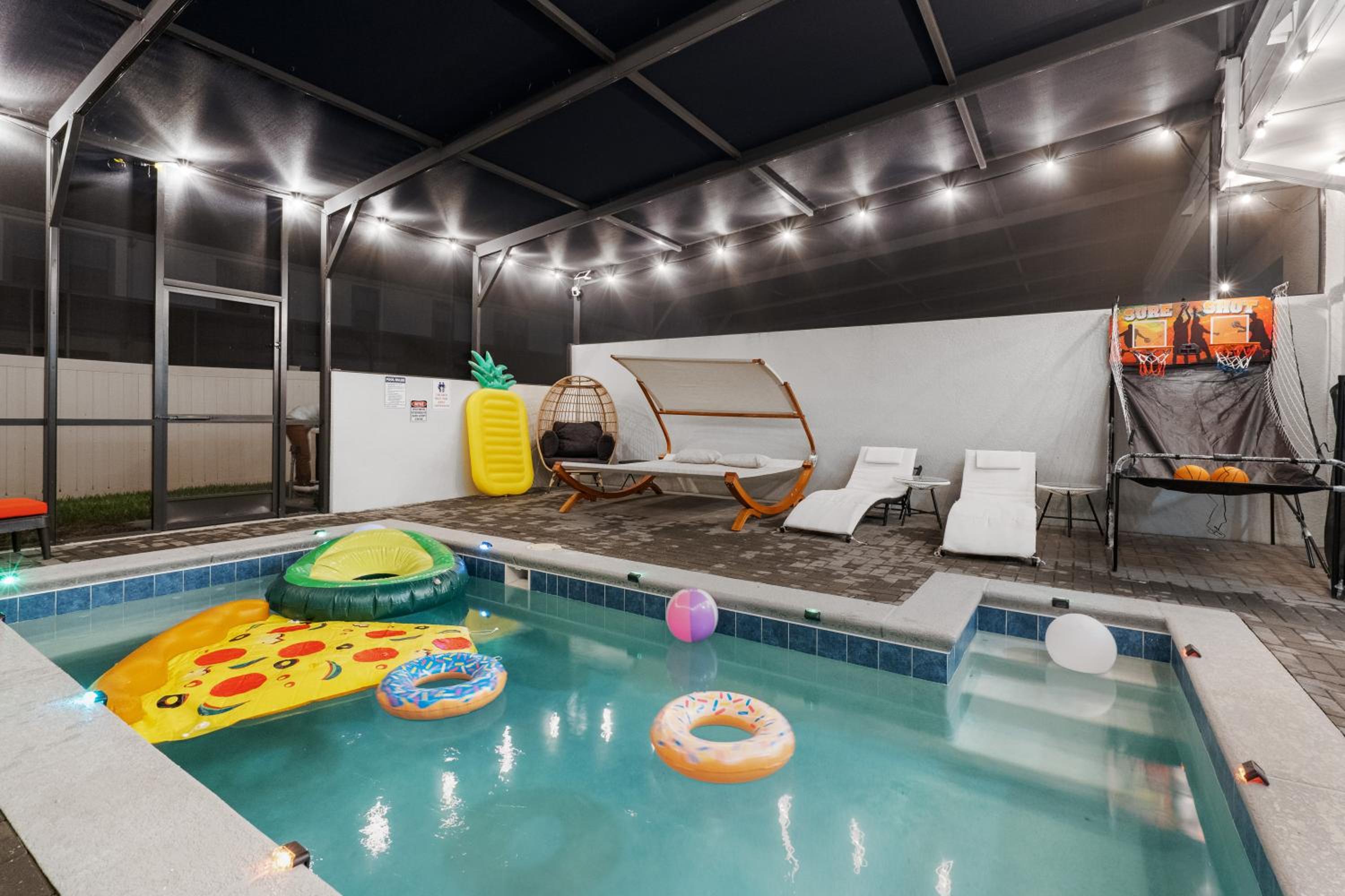 Windsor Resort 5BR Private poolHot Tub & Lakeview view 5