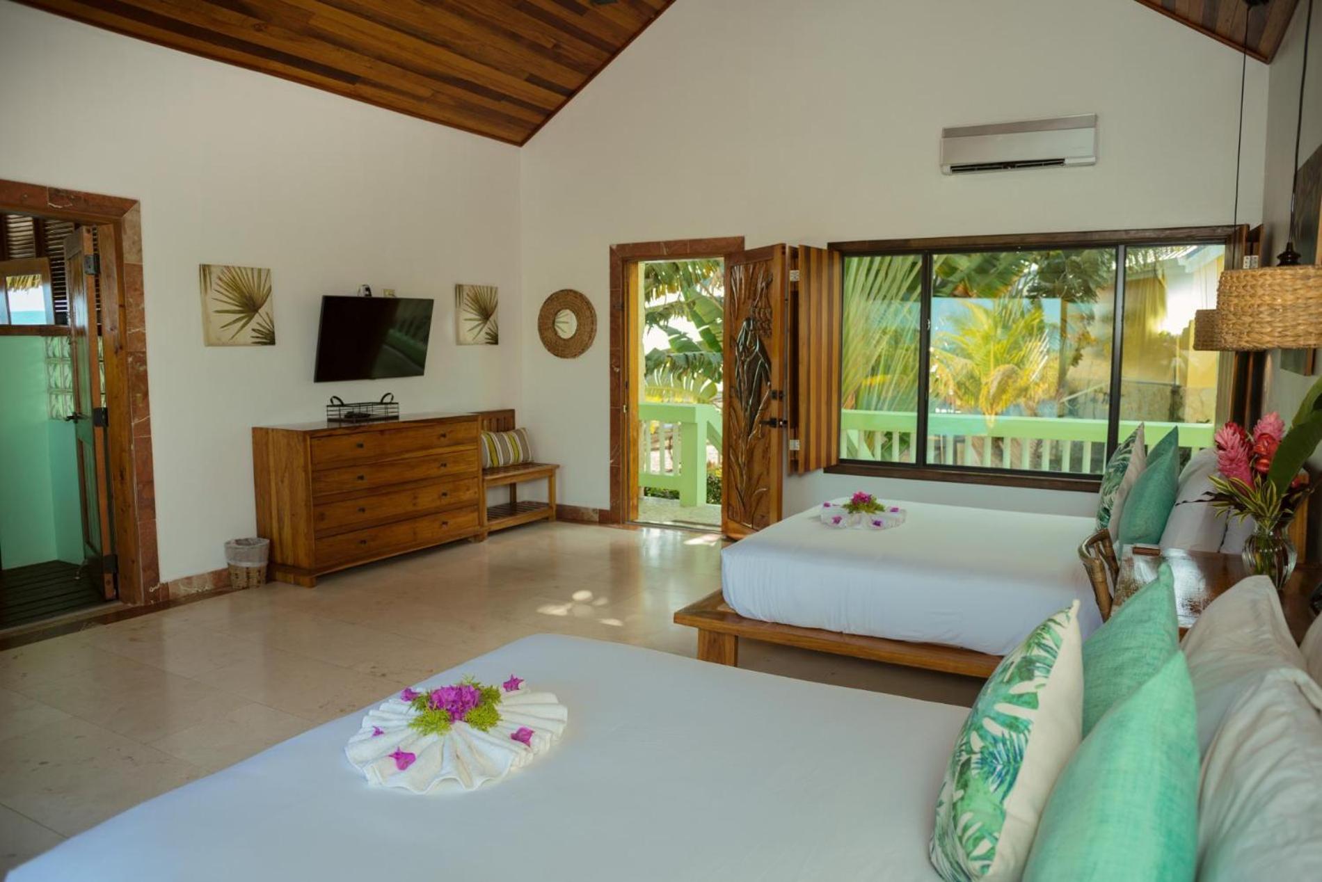 Little Harvest Caye - Your Own Private Island