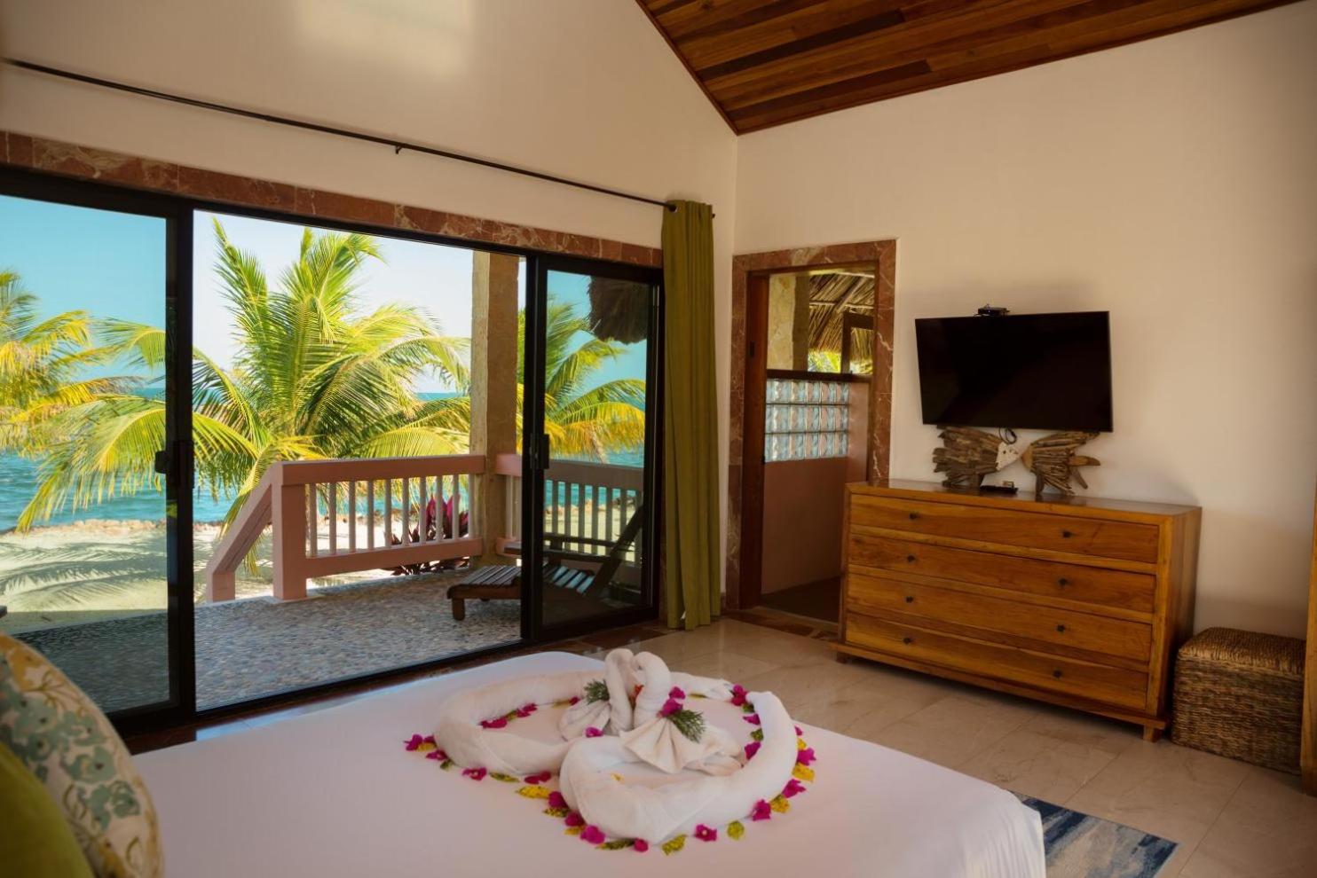 Little Harvest Caye - Your Own Private Island