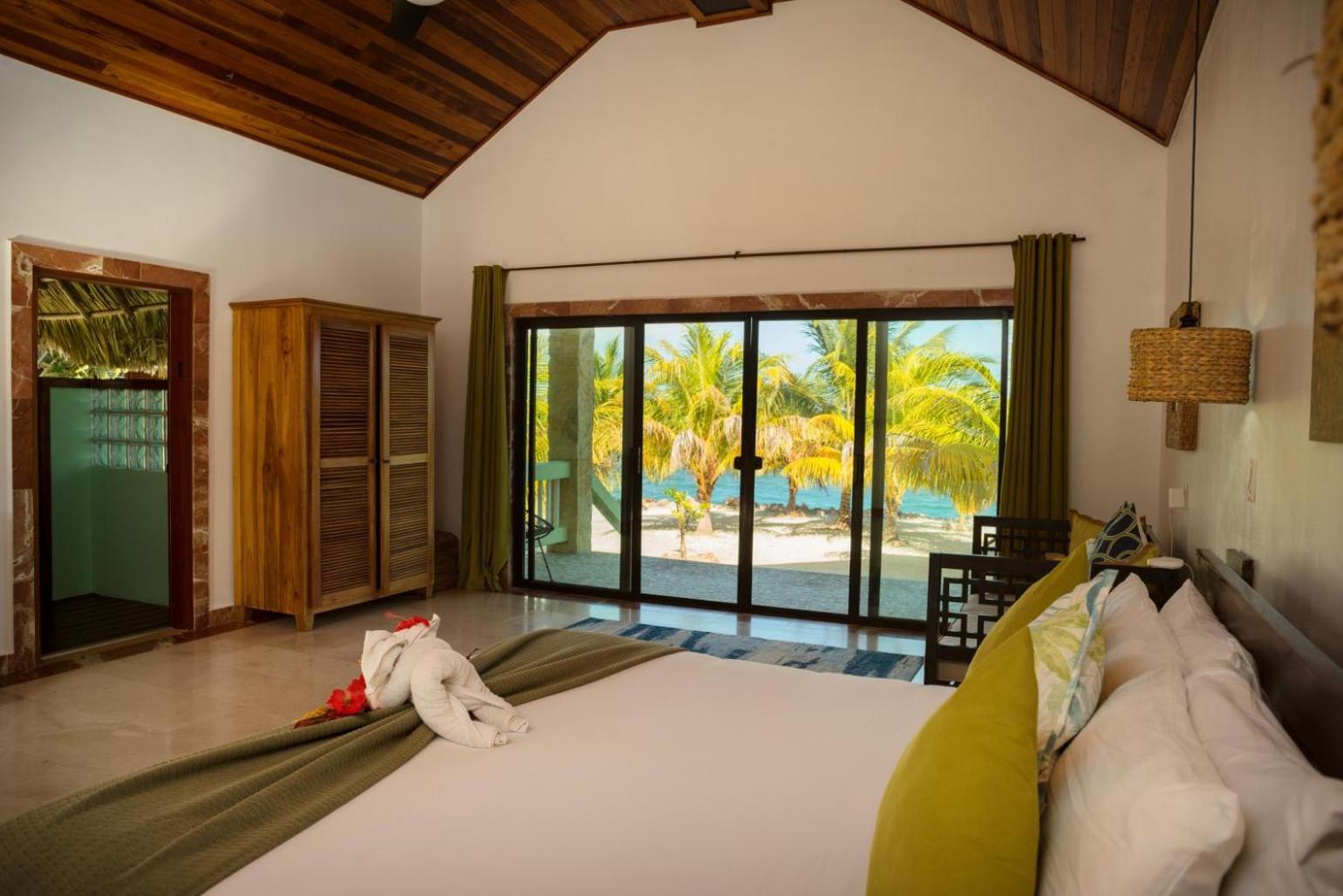 Little Harvest Caye - Your Own Private Island
