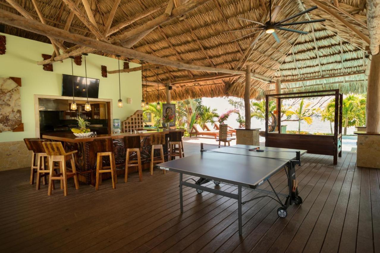 Little Harvest Caye - Your Own Private Island