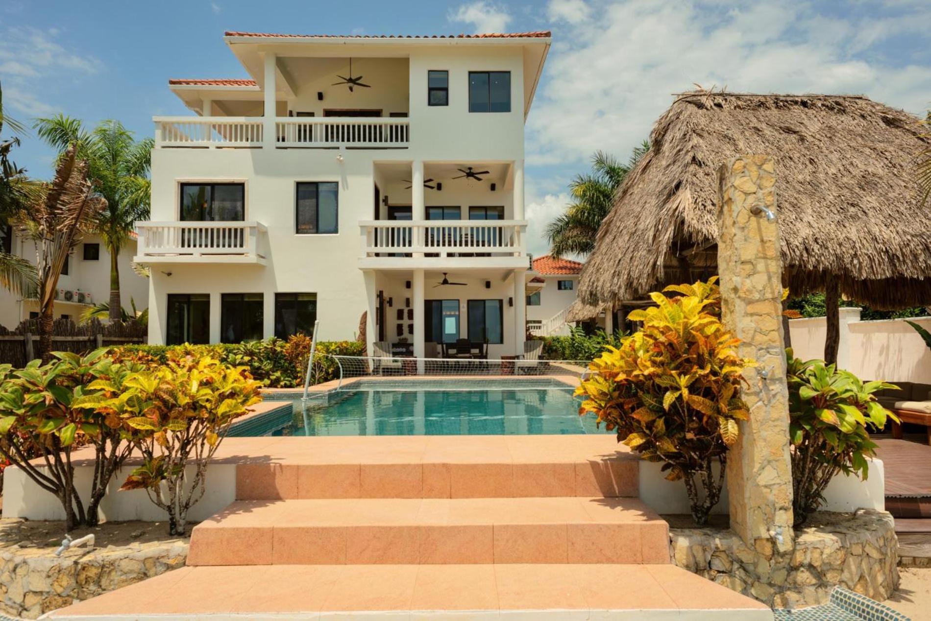 Jammin Gecko - 3 Story Oceanfront Luxury Villa 5 Bedroom w Pool
