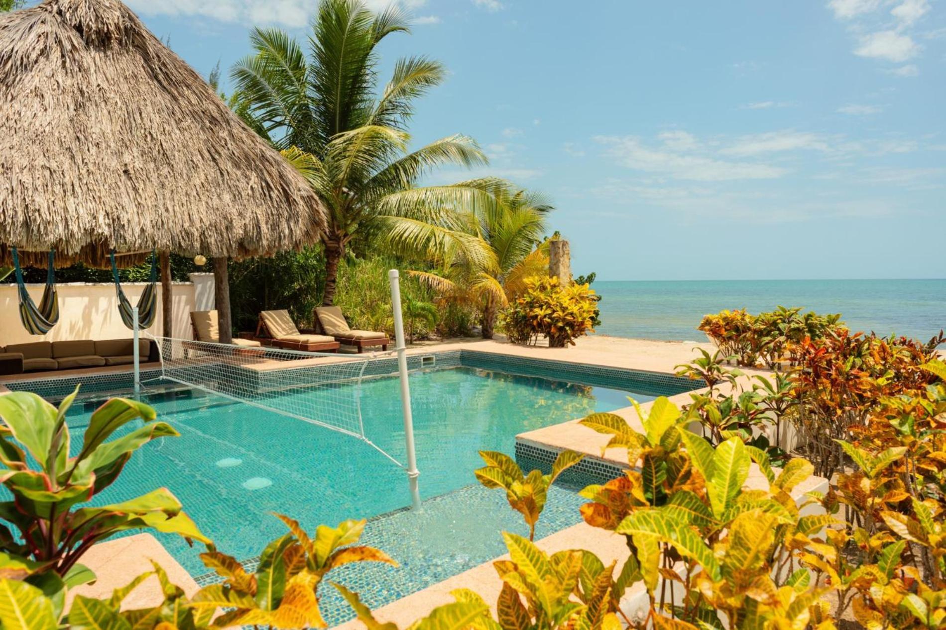 Jammin Gecko - 3 Story Oceanfront Luxury Villa 5 Bedroom w Pool