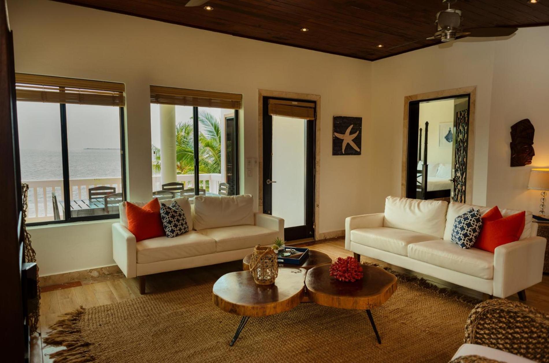 Jammin Gecko - 3 Story Oceanfront Luxury Villa 5 Bedroom w Pool