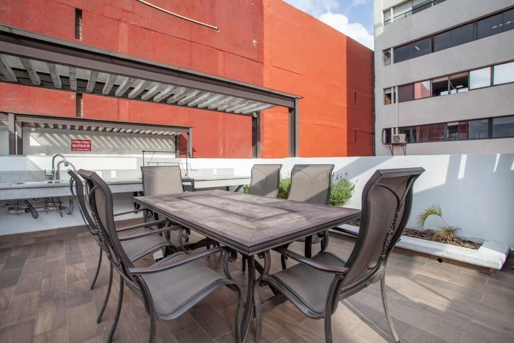 Condesa Mexican Hideway 3BD 2BA Roof 200Mbps view 4