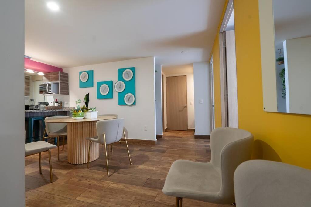 Condesa Mexican Hideway 3BD 2BA Roof 200Mbps view 5