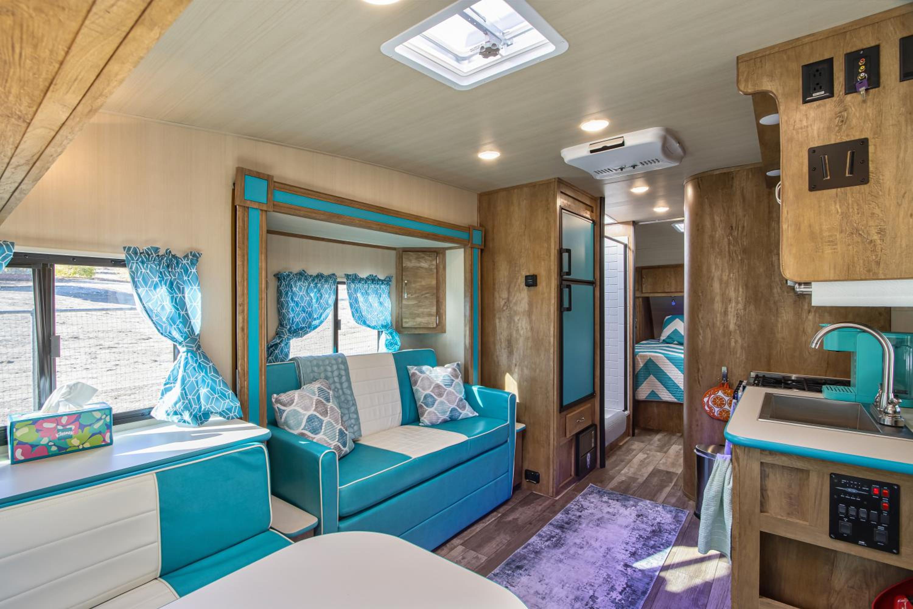 Vintage Rv - Pool, Dogs, Wineries Near Temecula - Property Image 1