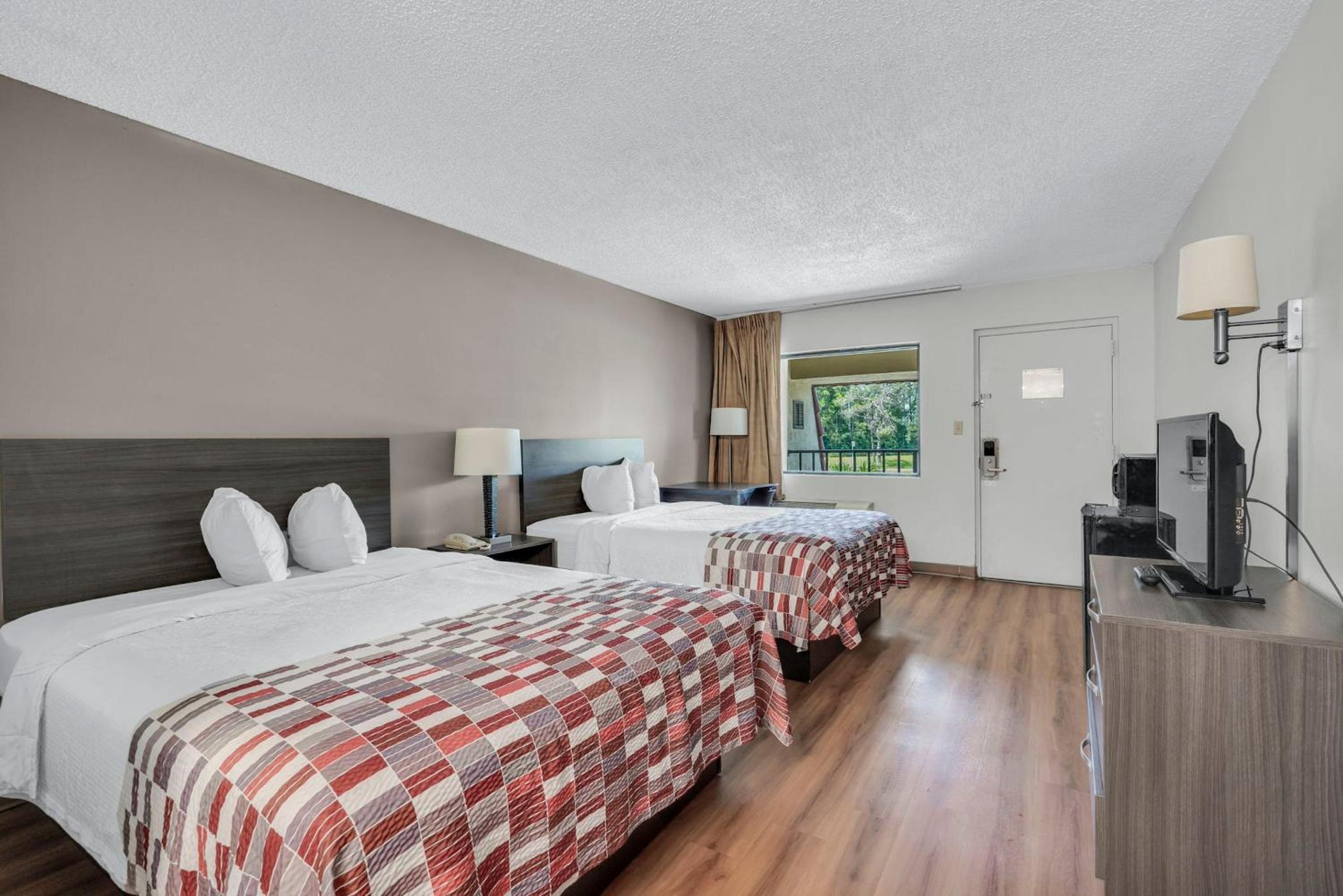 Red Roof Inn MacClenny view 5