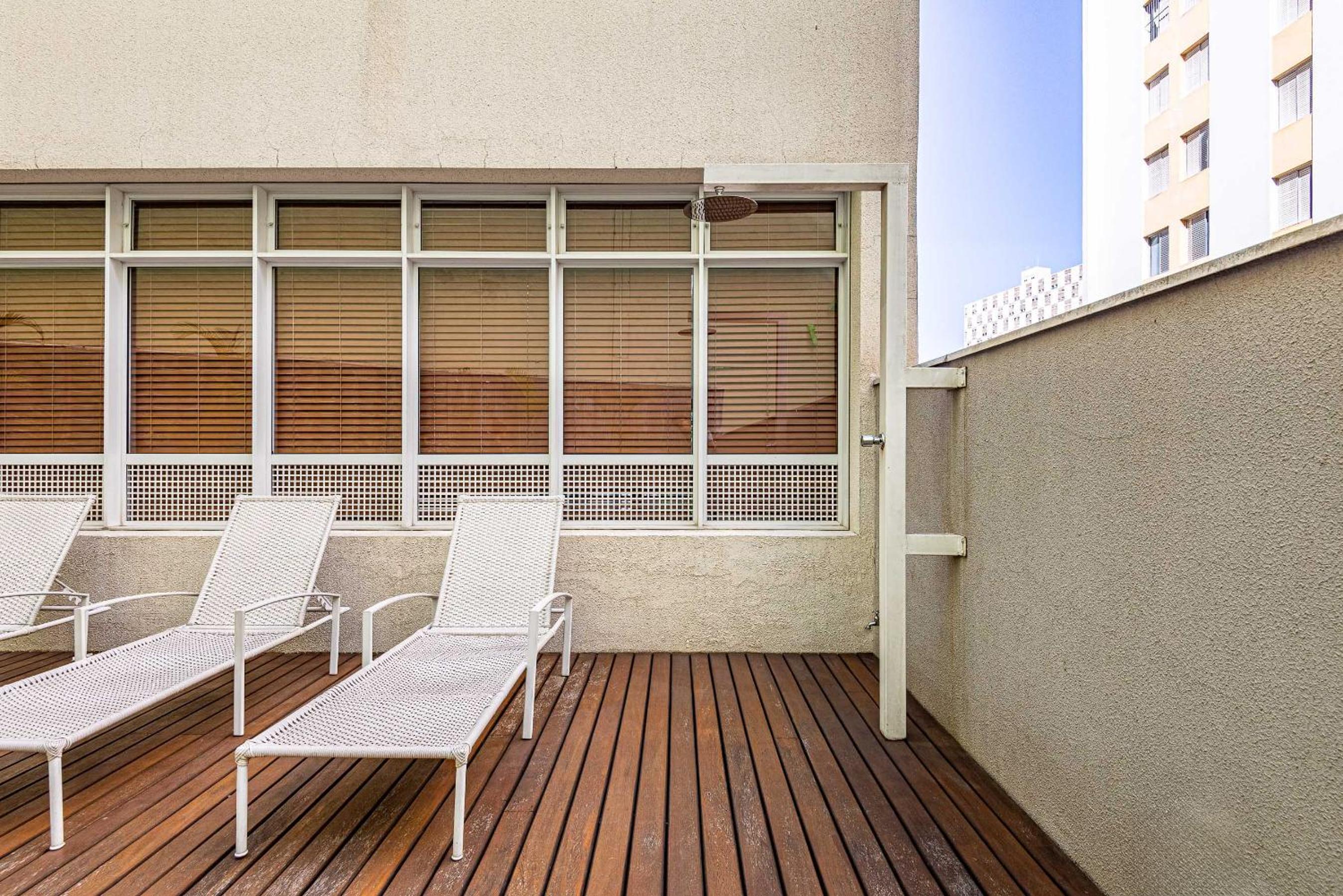 FLAT CODE ACLIMAÇÃO - PISCINA - ACADEMIA - SAUNA - Pet e infantil