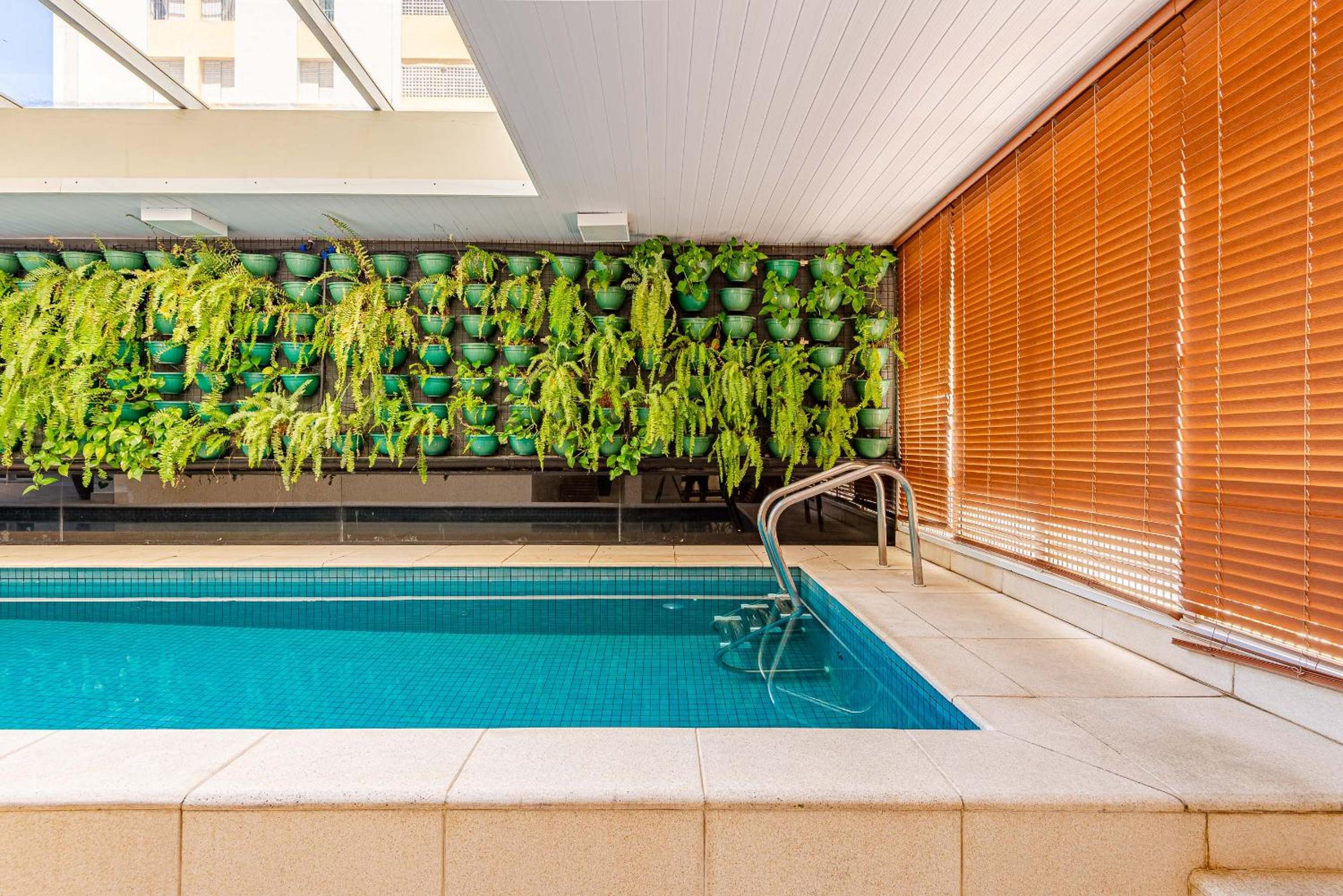 FLAT CODE ACLIMAÇÃO - PISCINA - ACADEMIA - SAUNA - Pet e infantil