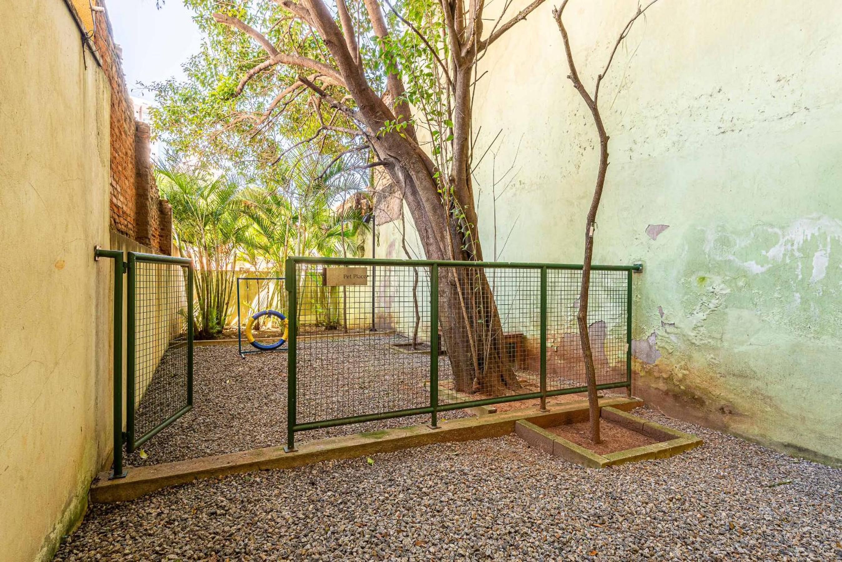 FLAT CODE ACLIMAÇÃO - PISCINA - ACADEMIA - SAUNA - Pet e infantil