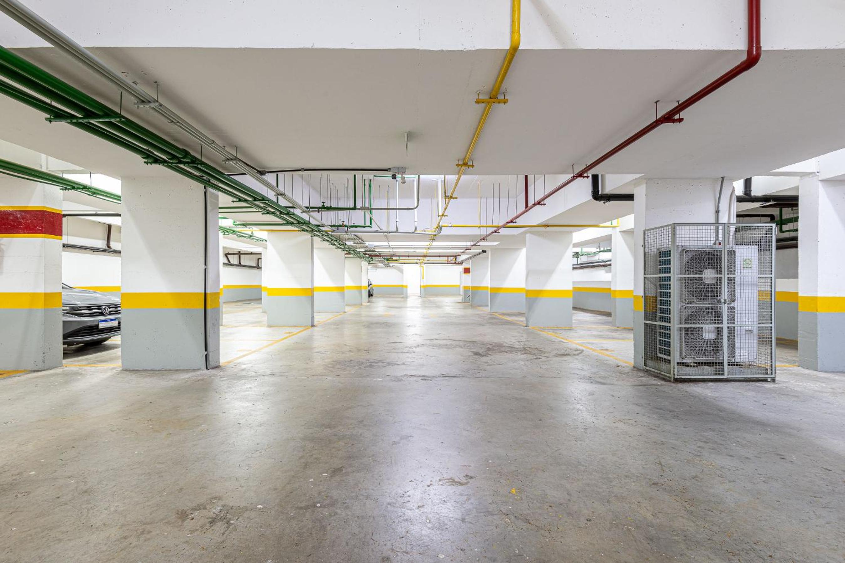 FLAT CODE ACLIMAÇÃO - PISCINA - ACADEMIA - SAUNA - Pet e infantil