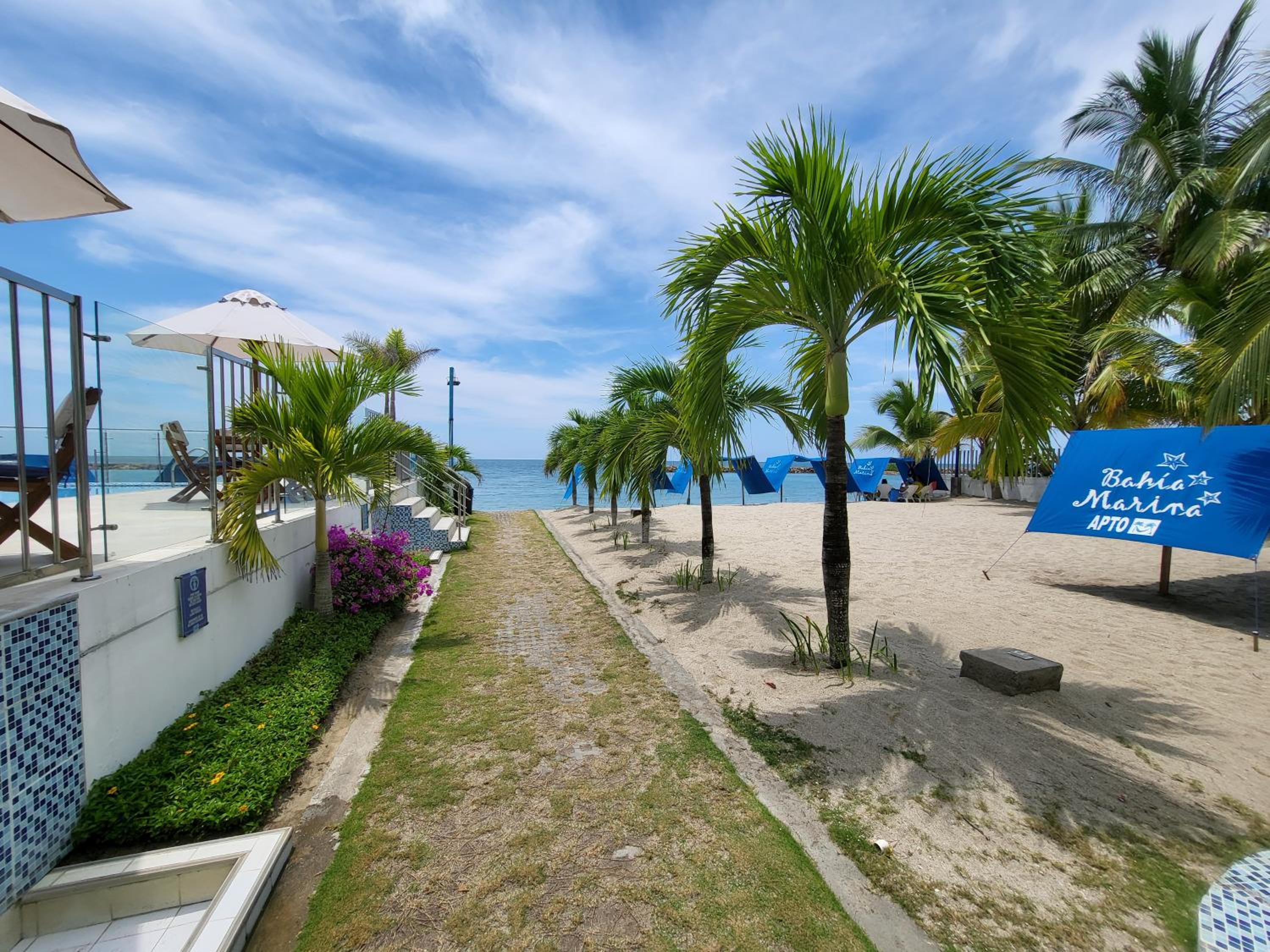 Yellow beach & rest