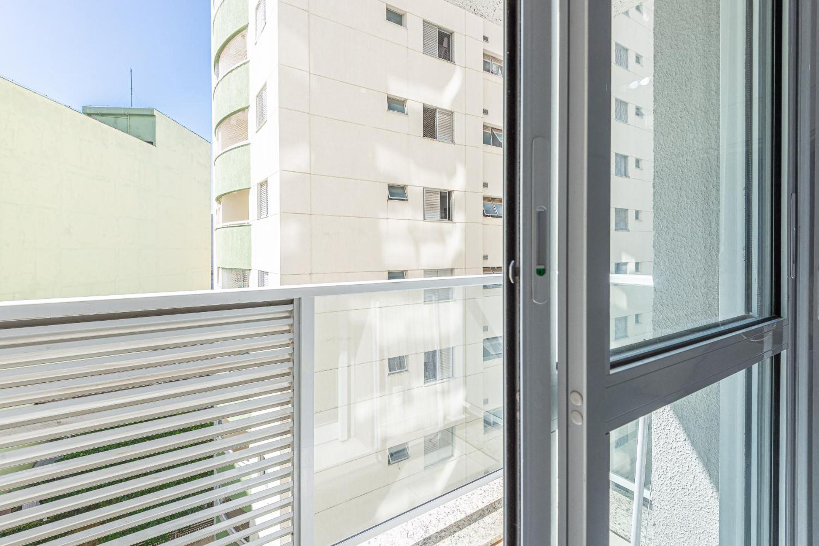 FLAT CODE ACLIMAÇÃO - PISCINA - ACADEMIA - SAUNA - Pet e infantil