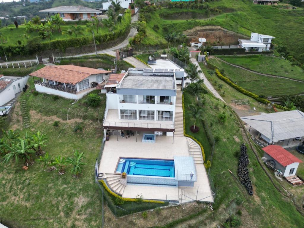 La Emiliana