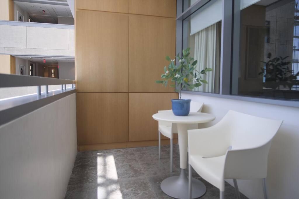 Brickell Apt Free Parking 4 People Pool Ocean View