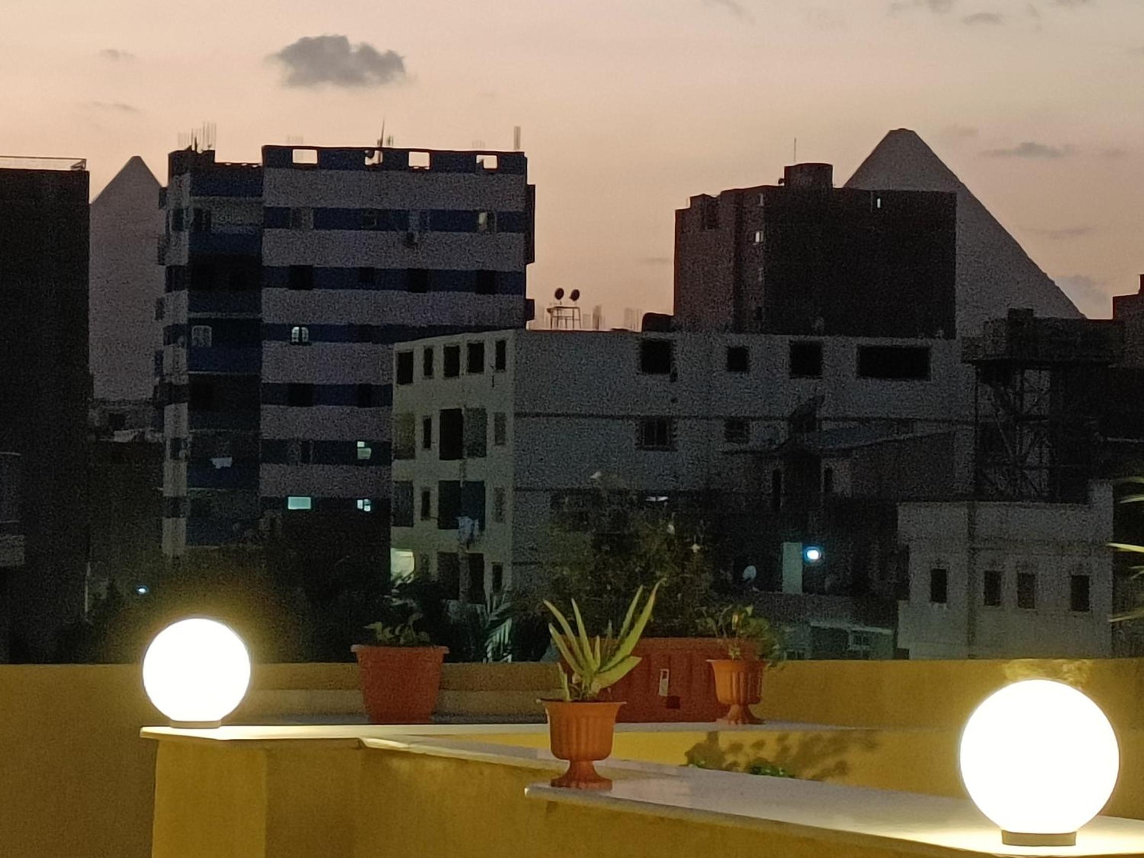 Discover pyramids inn