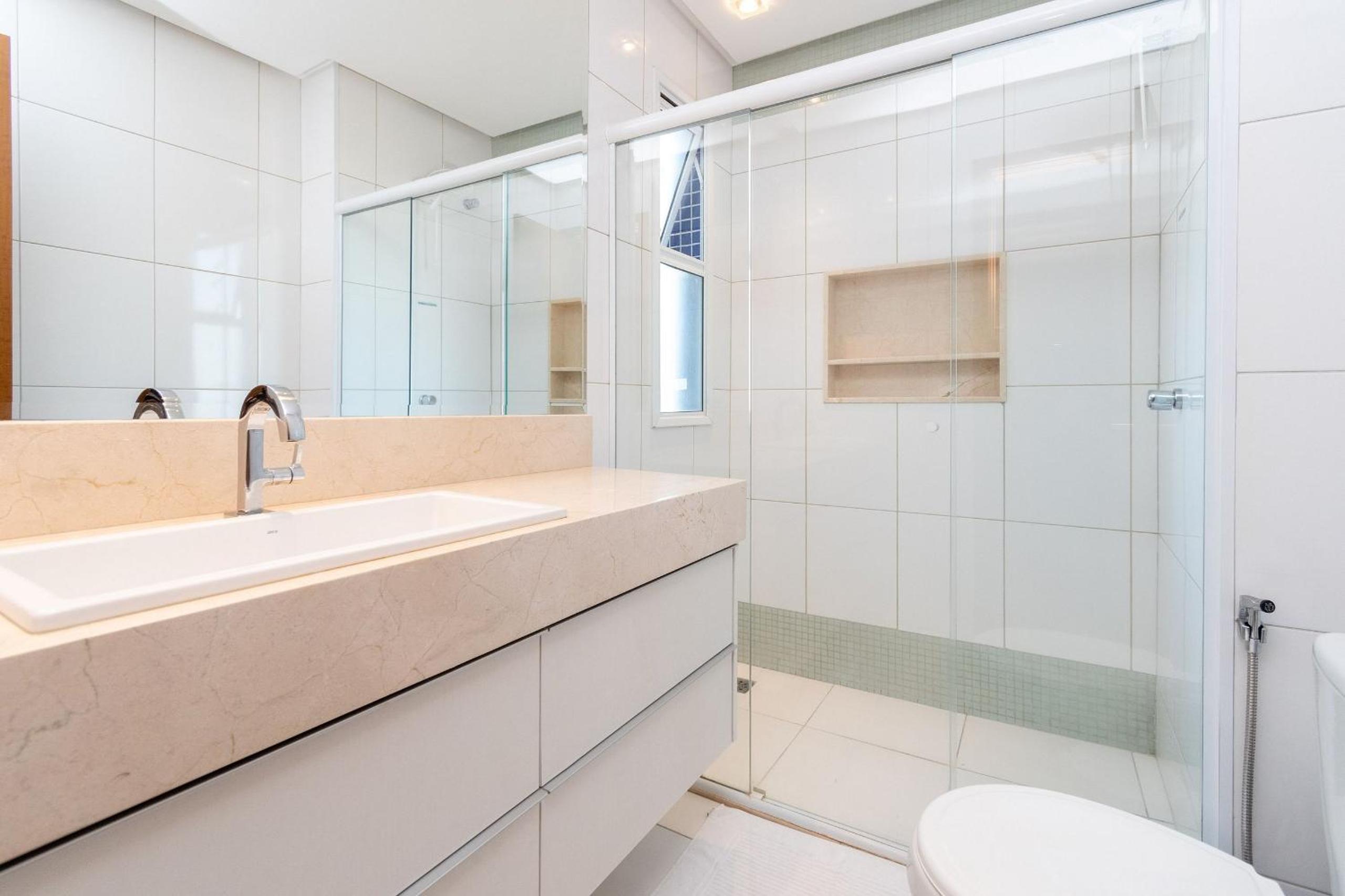 Modern Flats in Setor Bueno TXP S03