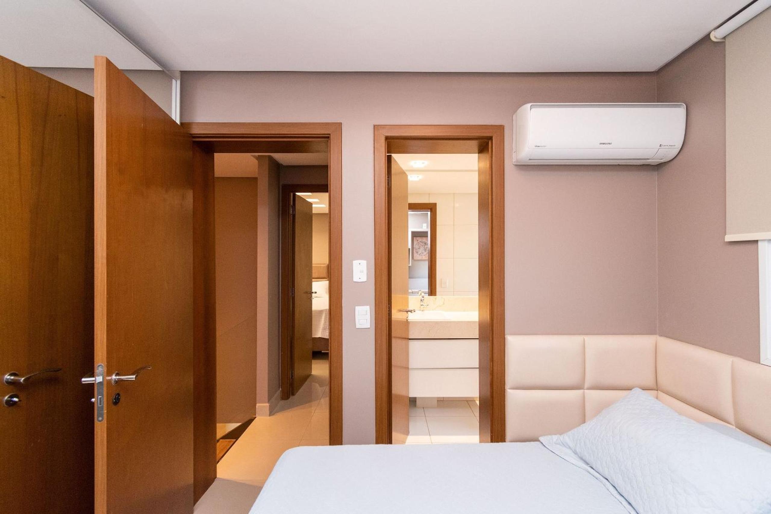 Modern Flats in Setor Bueno TXP S03