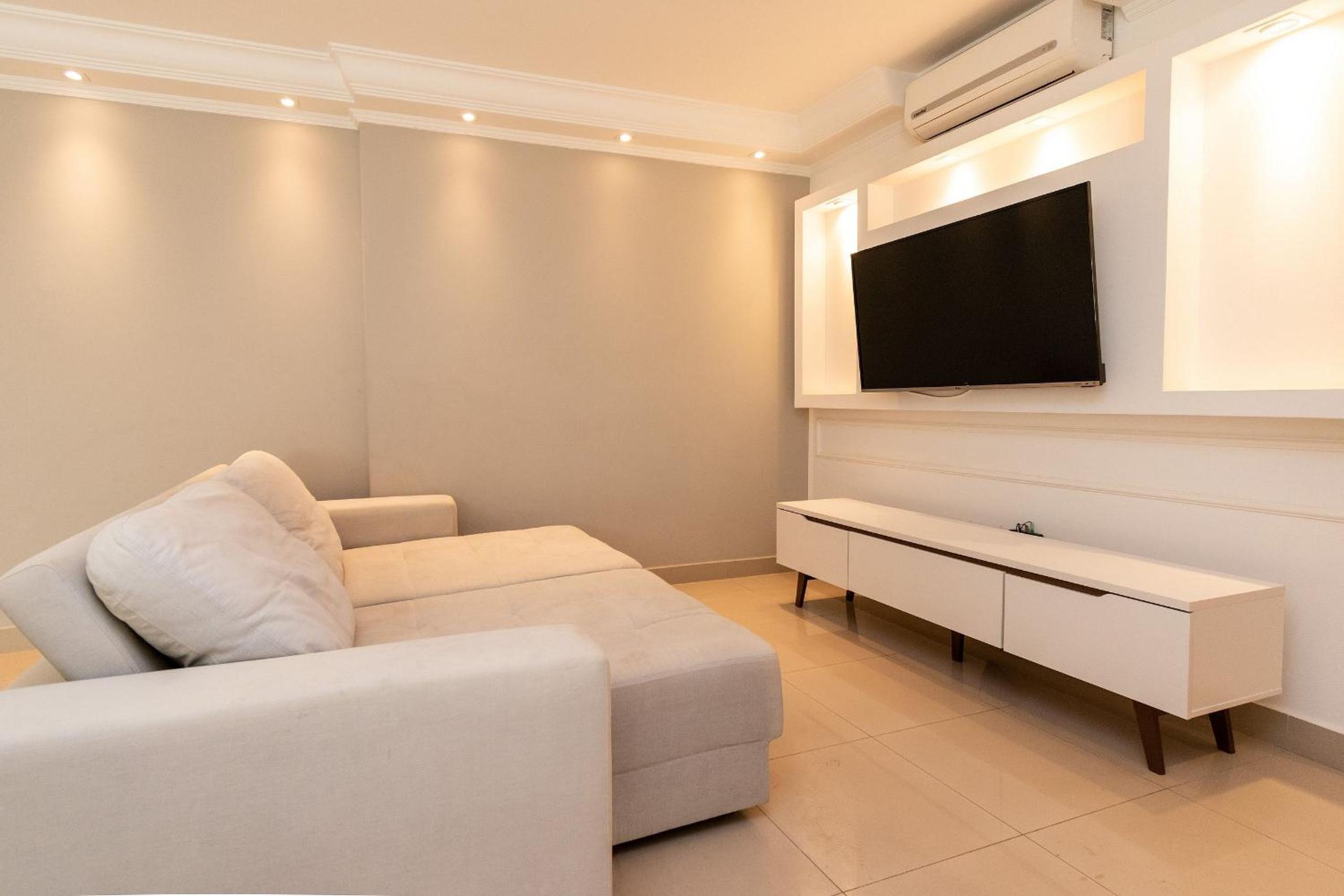 Modern Flats in Setor Bueno TXP S03