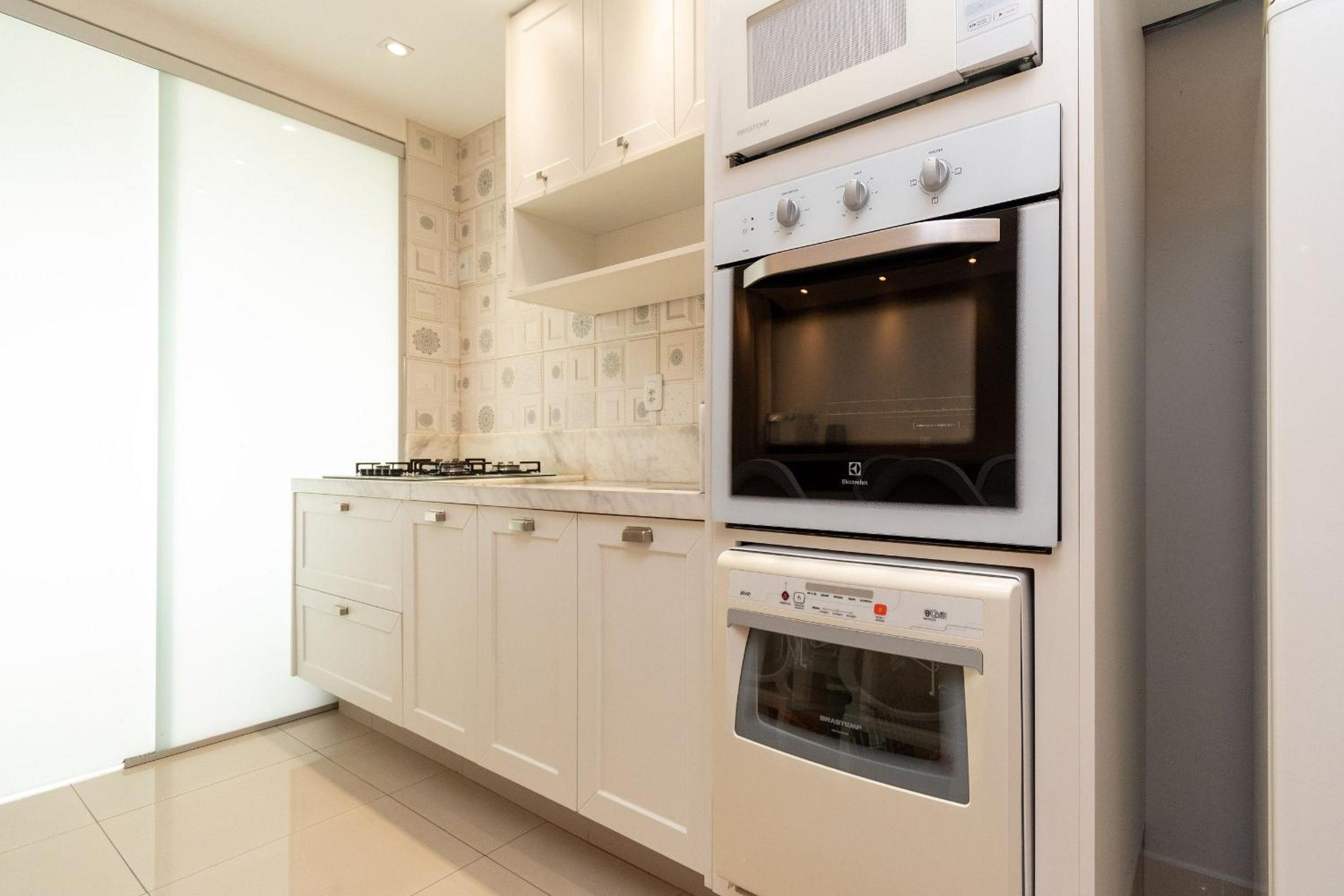 Modern Flats in Setor Bueno TXP S03