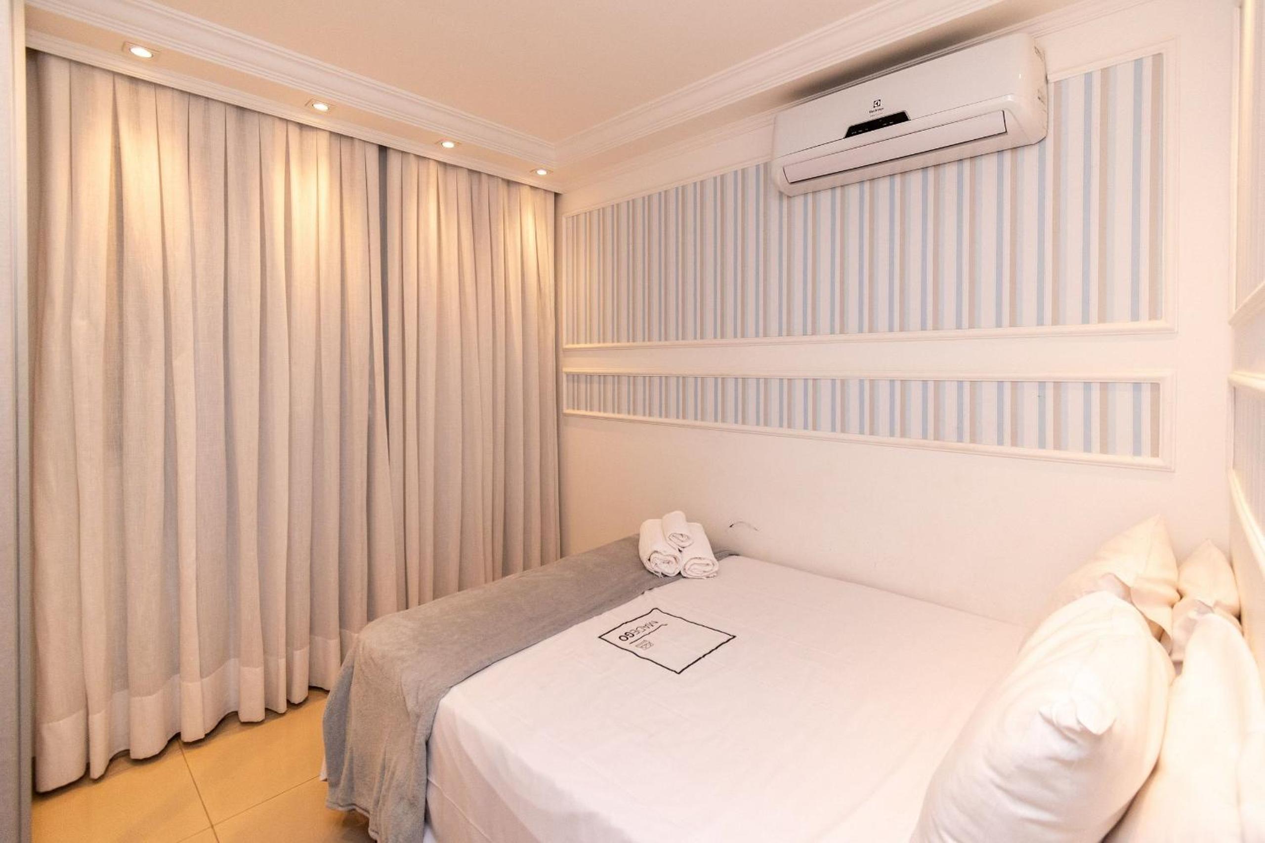 Modern Flats in Setor Bueno TXP S03