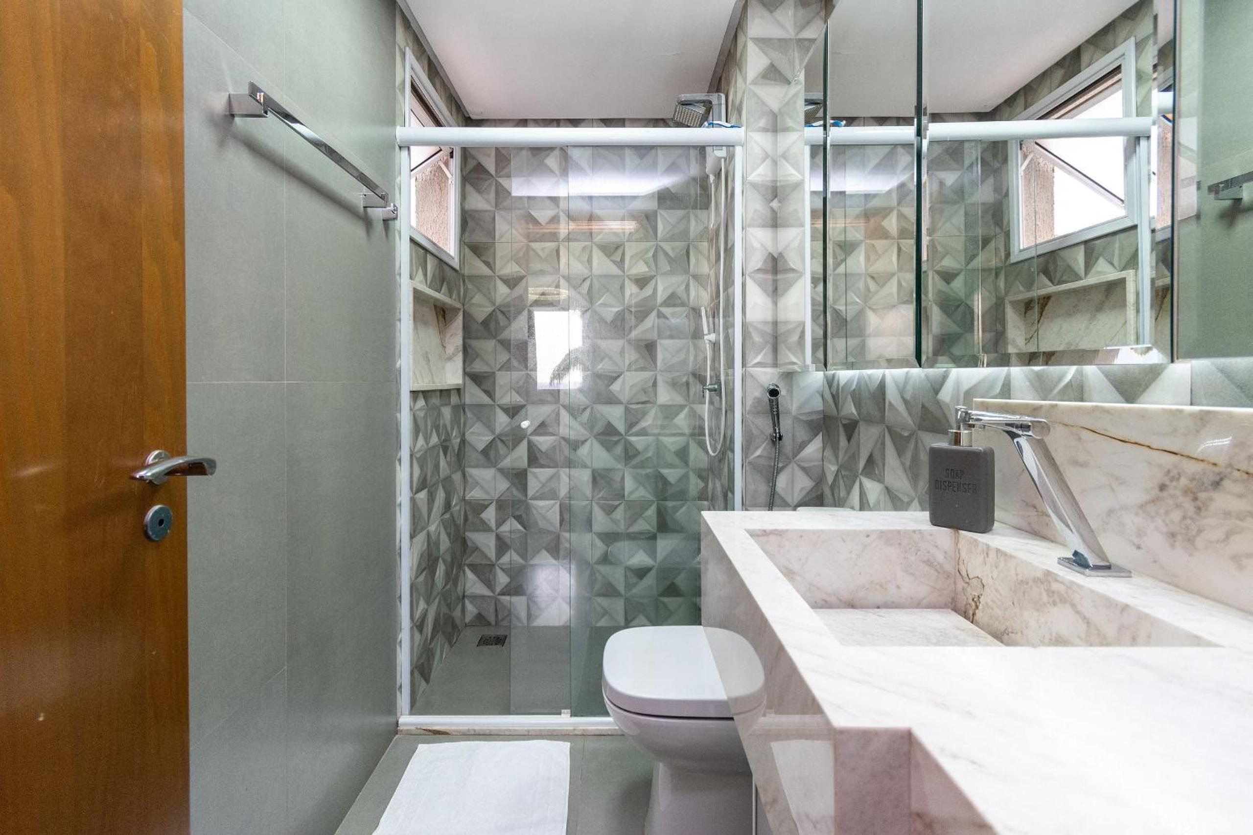 Modern Flats in Setor Bueno TXP S03