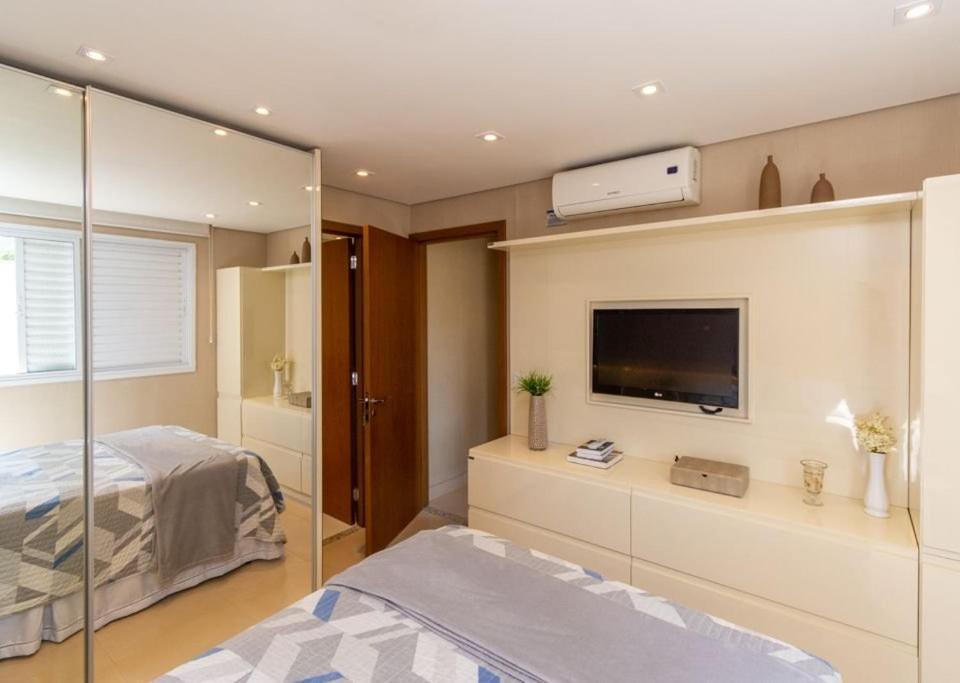 Modern Flats in Setor Bueno TXP S03
