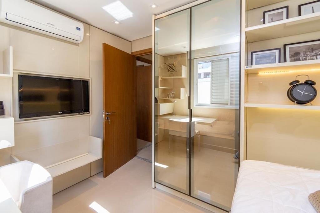 Modern Flats in Setor Bueno TXP S03