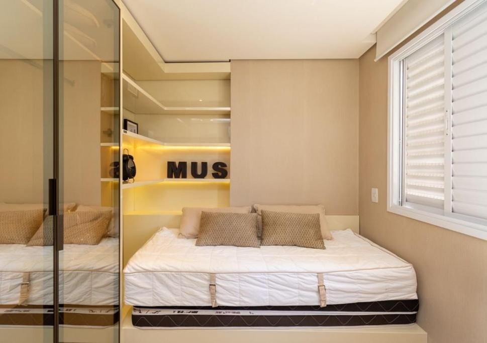 Modern Flats in Setor Bueno TXP S03