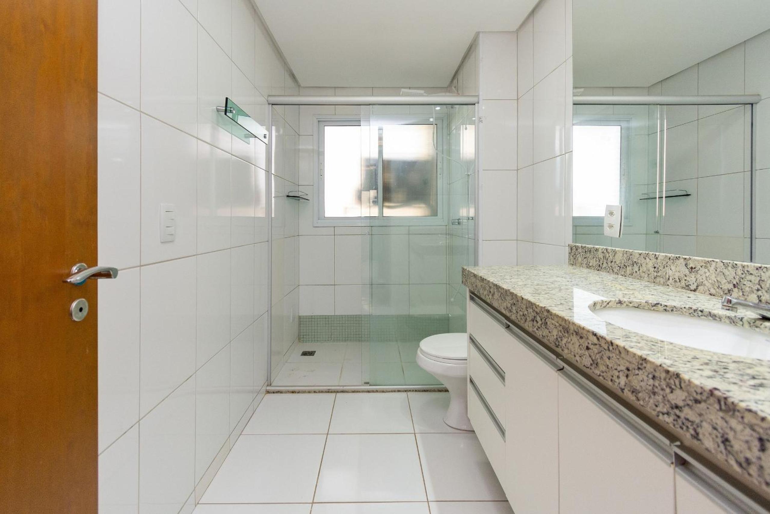 Modern Flats in Setor Bueno TXP S03
