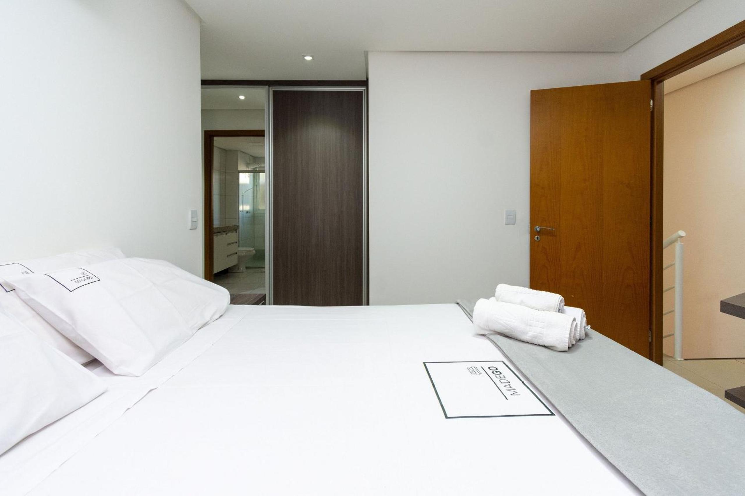 Modern Flats in Setor Bueno TXP S03