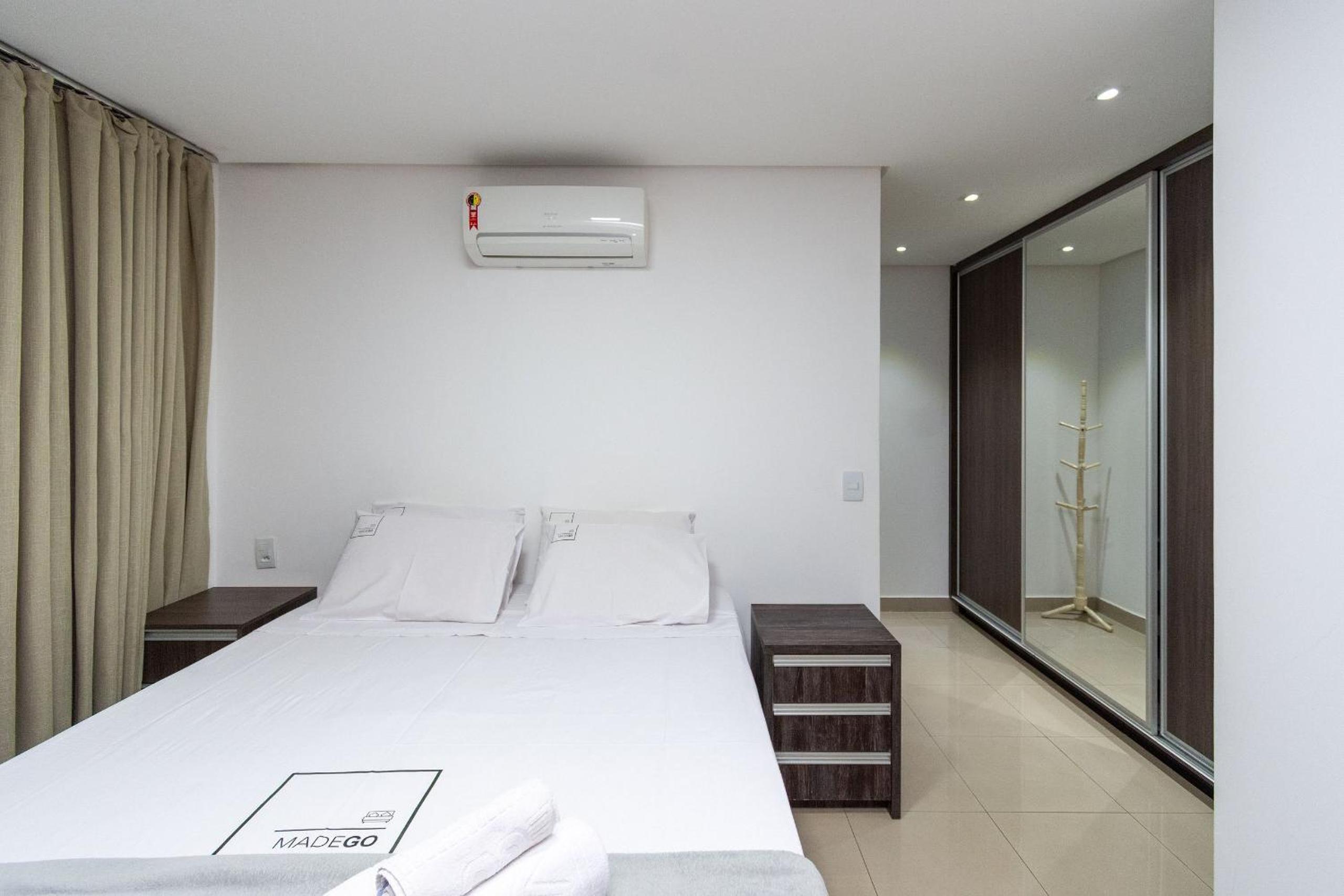 Modern Flats in Setor Bueno TXP S03