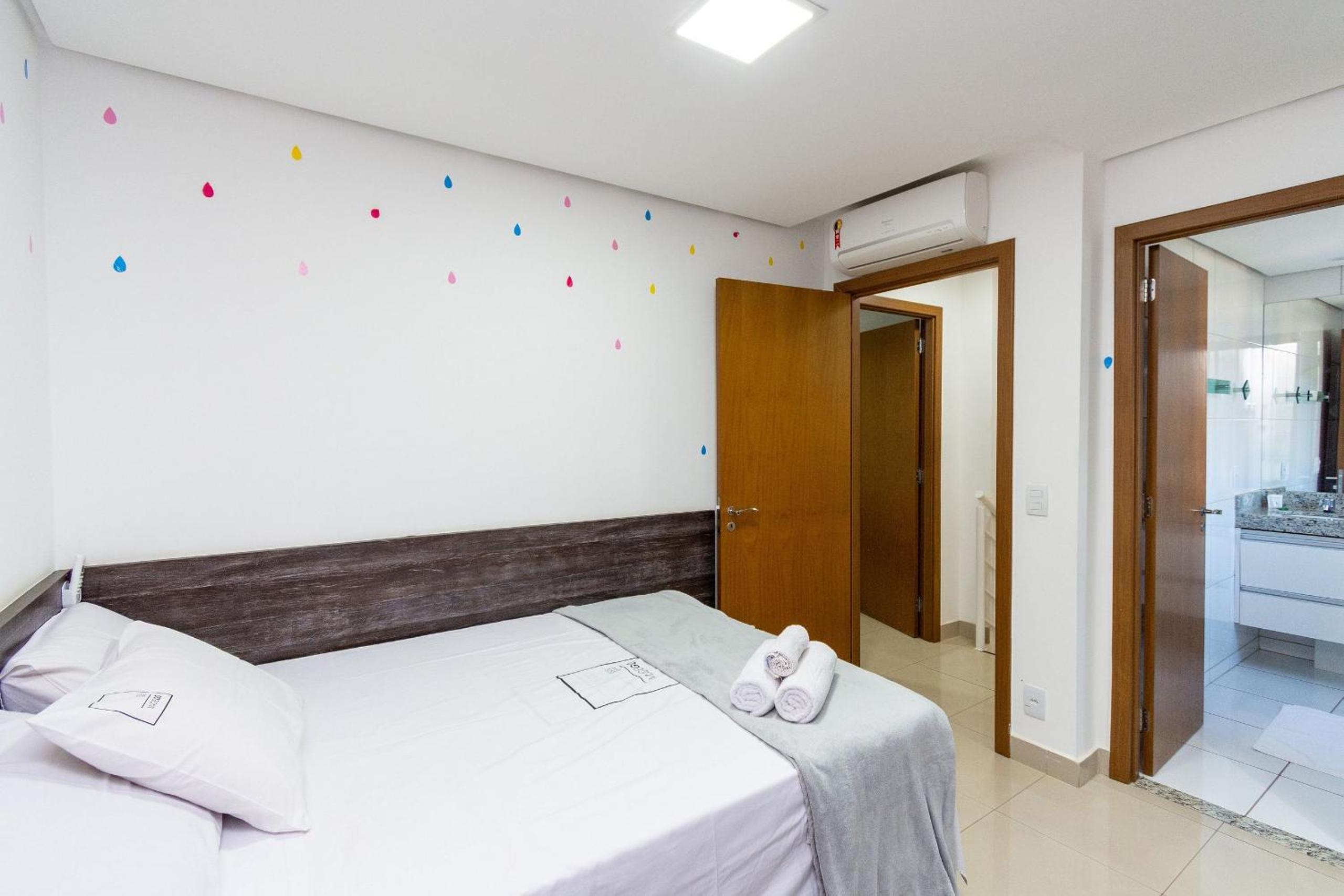 Modern Flats in Setor Bueno TXP S03