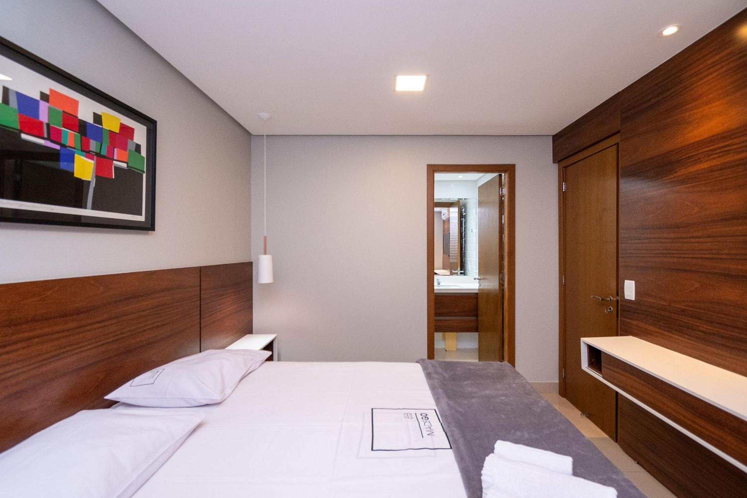 Modern Flats in Setor Bueno TXP S03