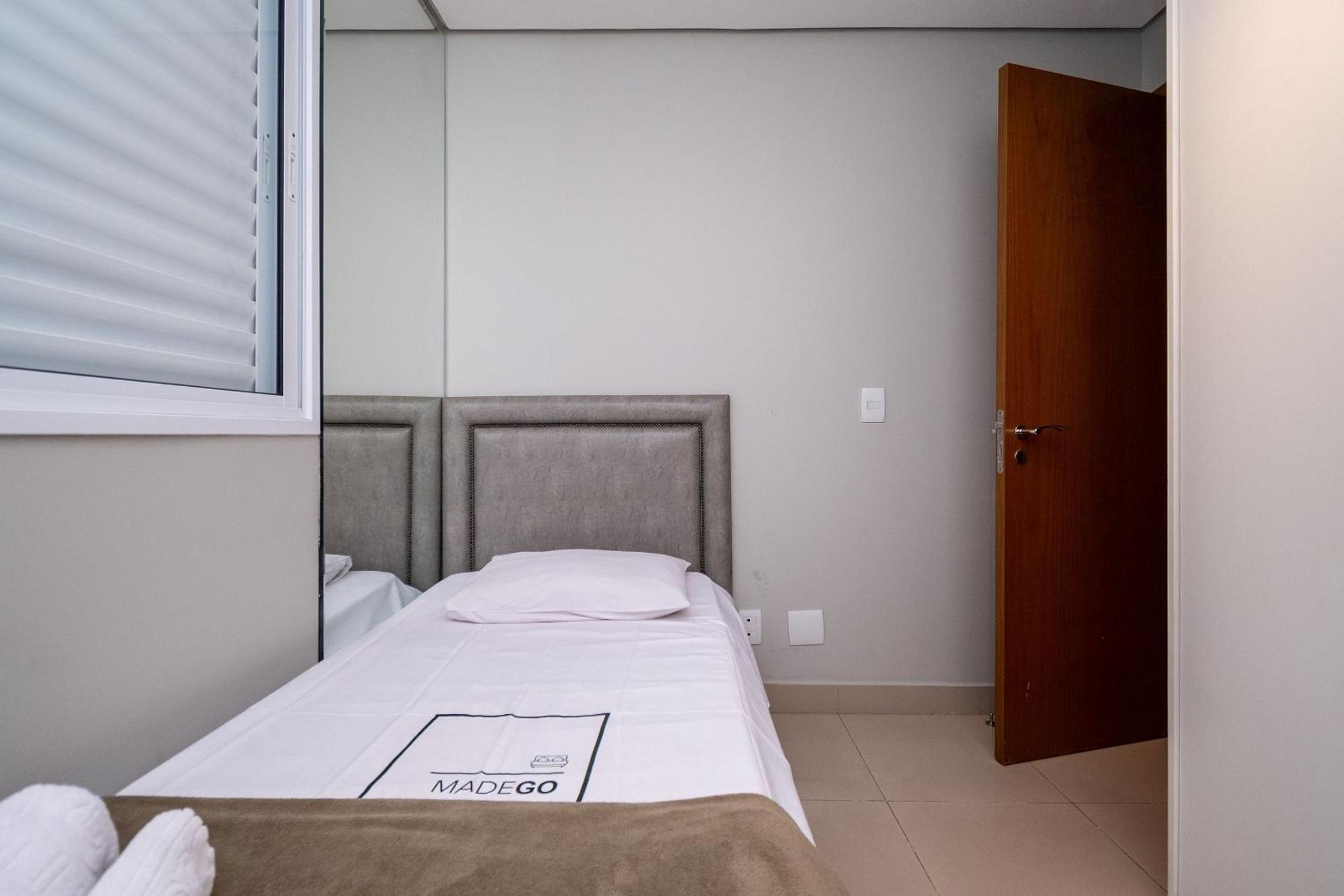 Modern Flats in Setor Bueno TXP S03