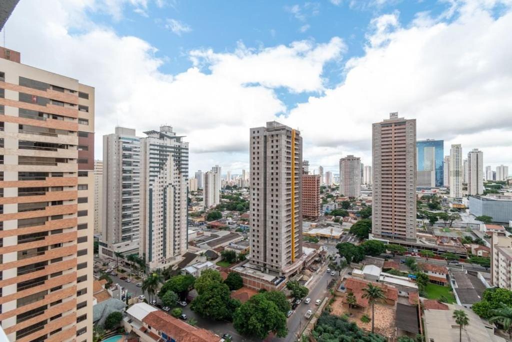 Modern Flats in Setor Bueno TXP S03