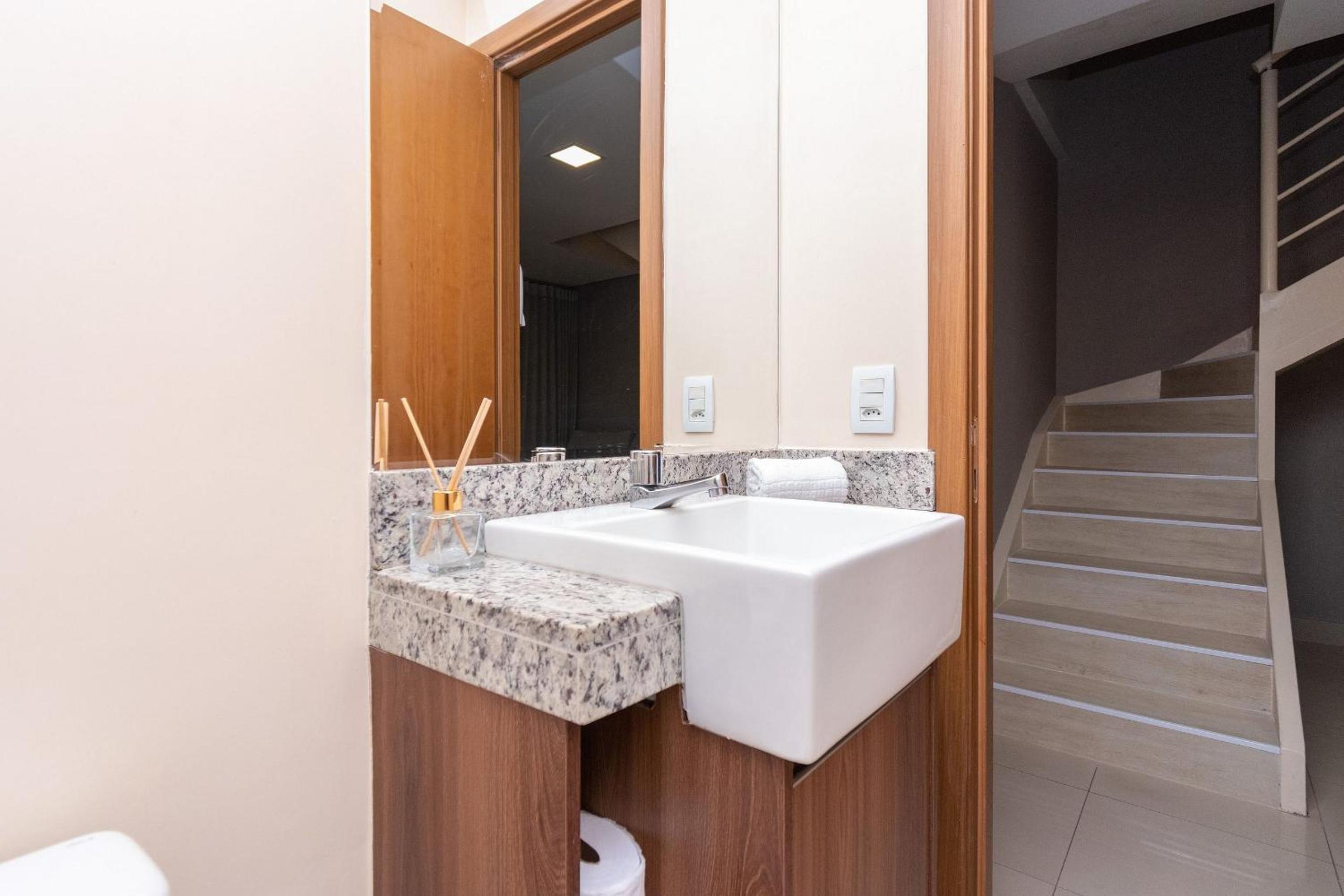 Beautiful Flats in Setor Bueno TXP02