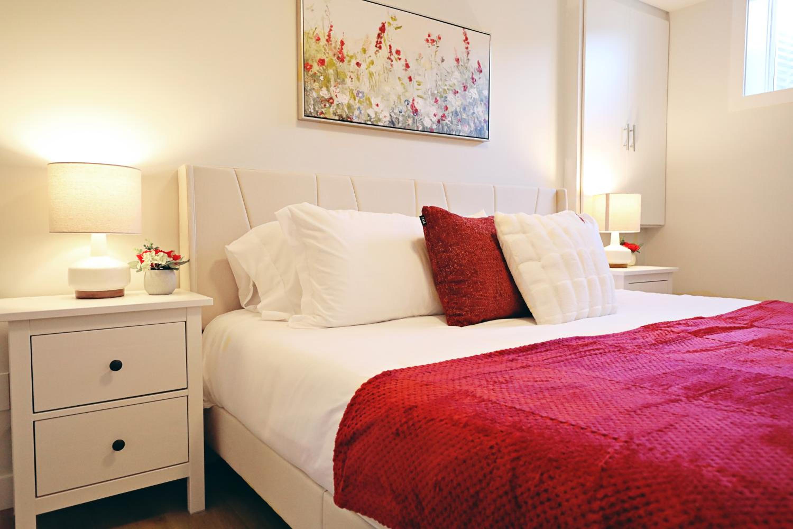 Central Suite King Beds,Long Stays,Disney+