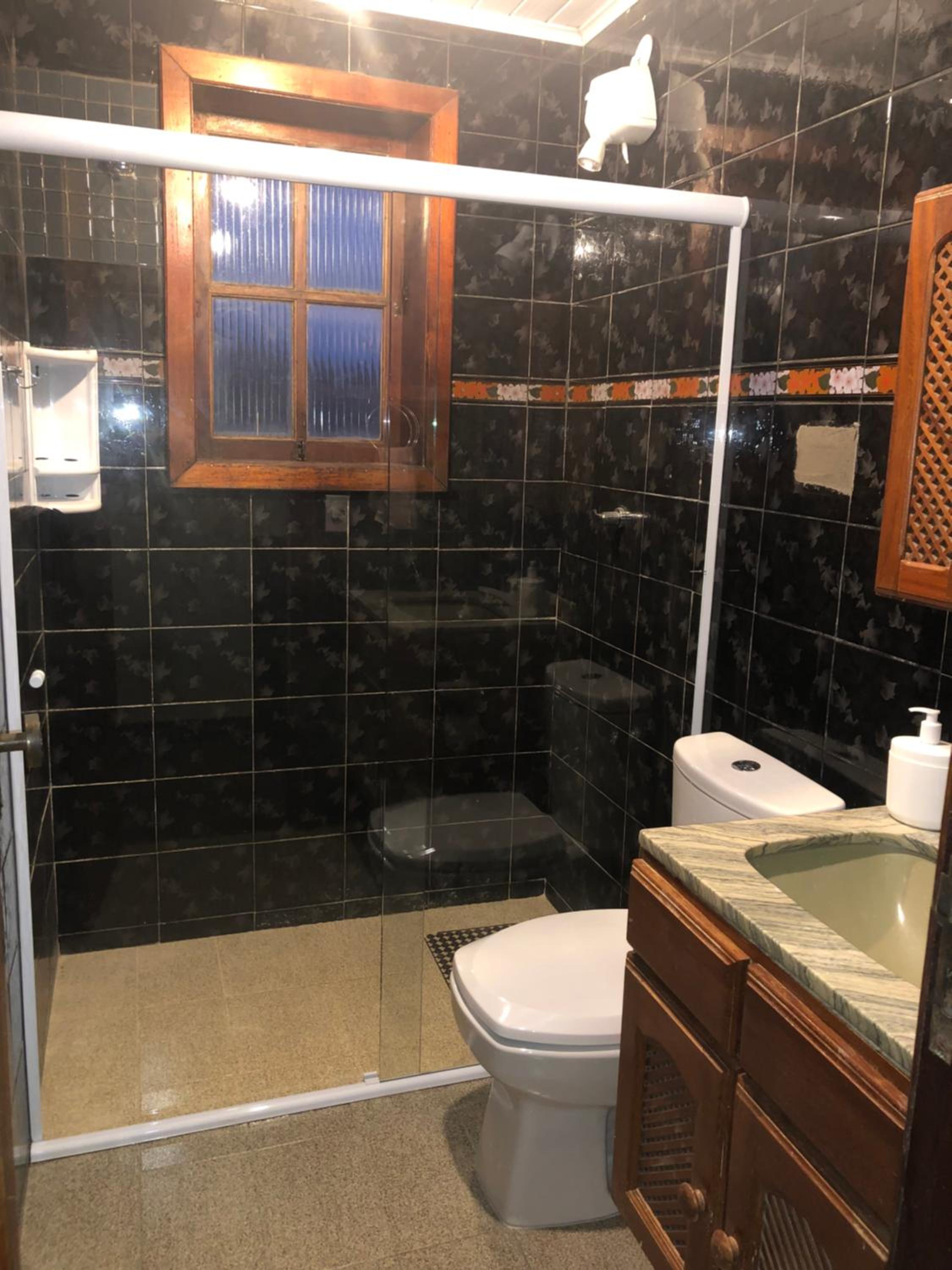 Duplex 450m da Praia do Peró, Roupa Cama e Banho, Wi-Fi, TV a Cabo, Estacionamento