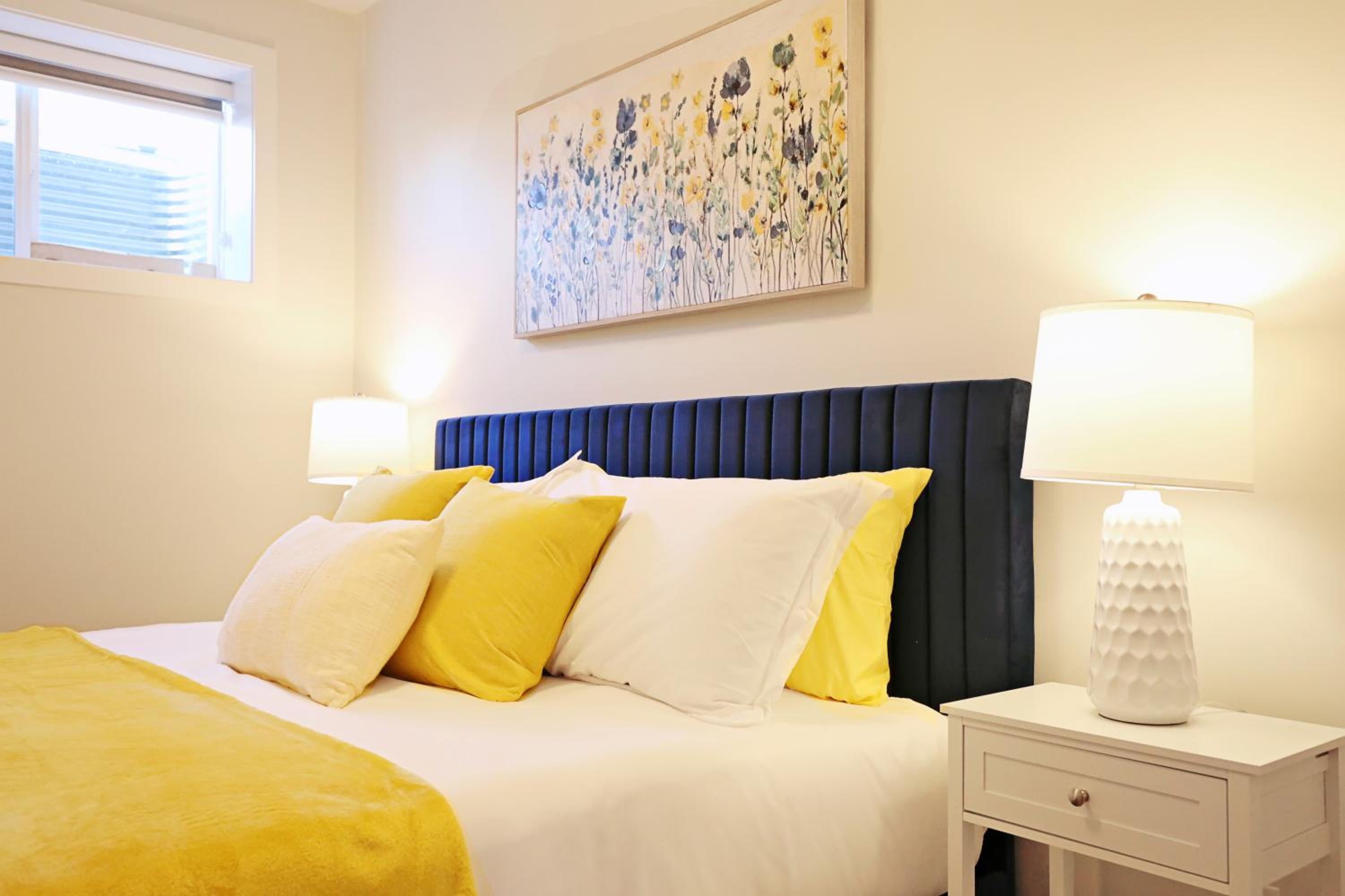Central 5 Bedroom, AC, Rogers, Commonwealth, EXPO