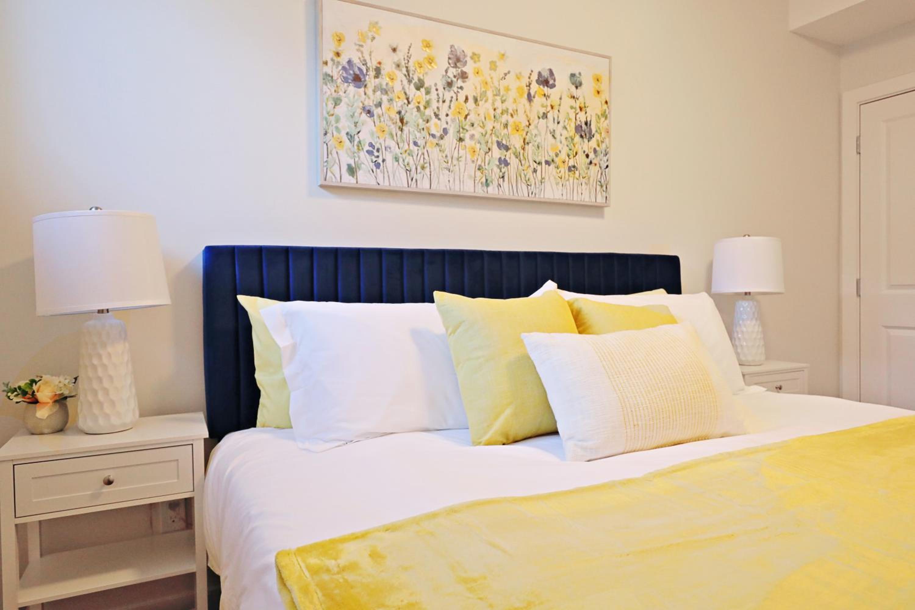 Central 5 Bedroom, AC, Rogers, Commonwealth, EXPO