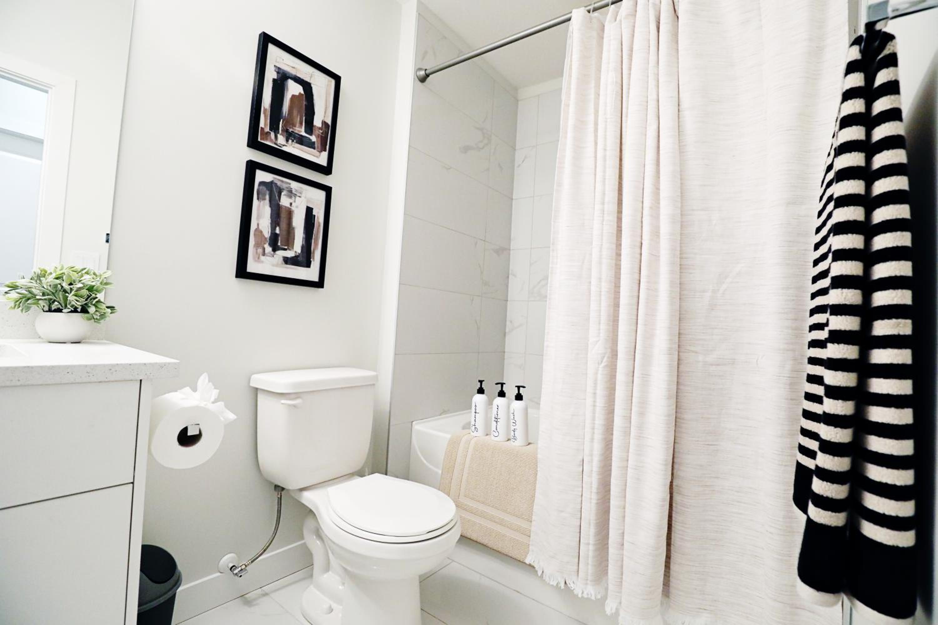 Central 5 Bedroom, AC, Rogers, Commonwealth, EXPO