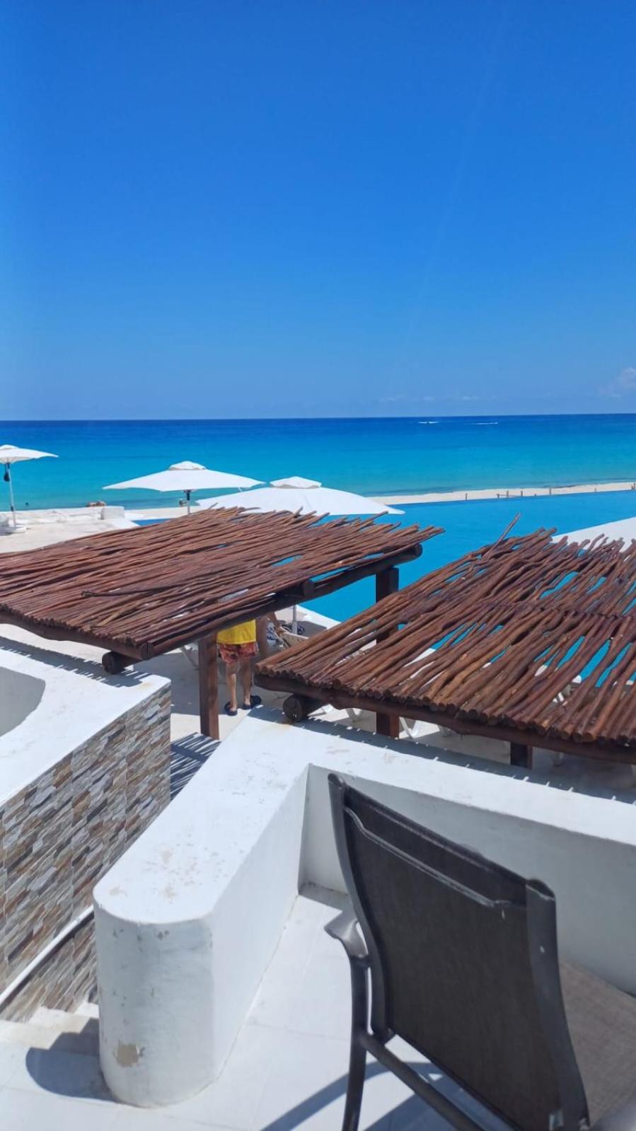 Beachfront Studio With Ocean View