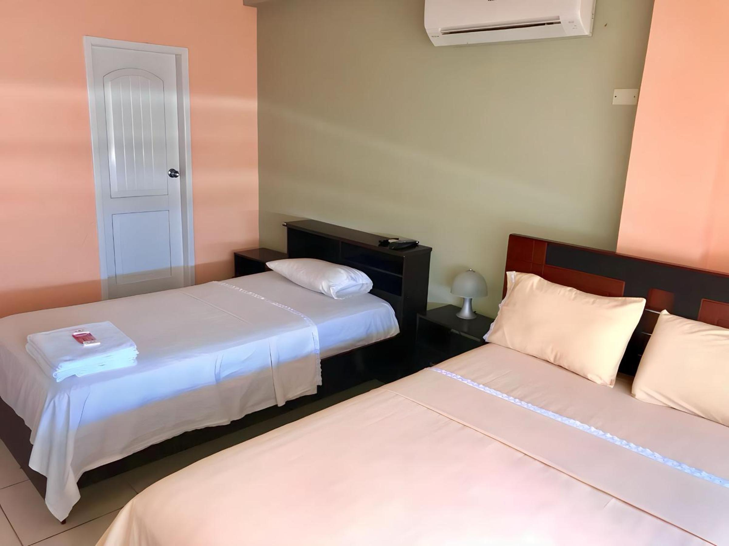 Villa Garza Inn