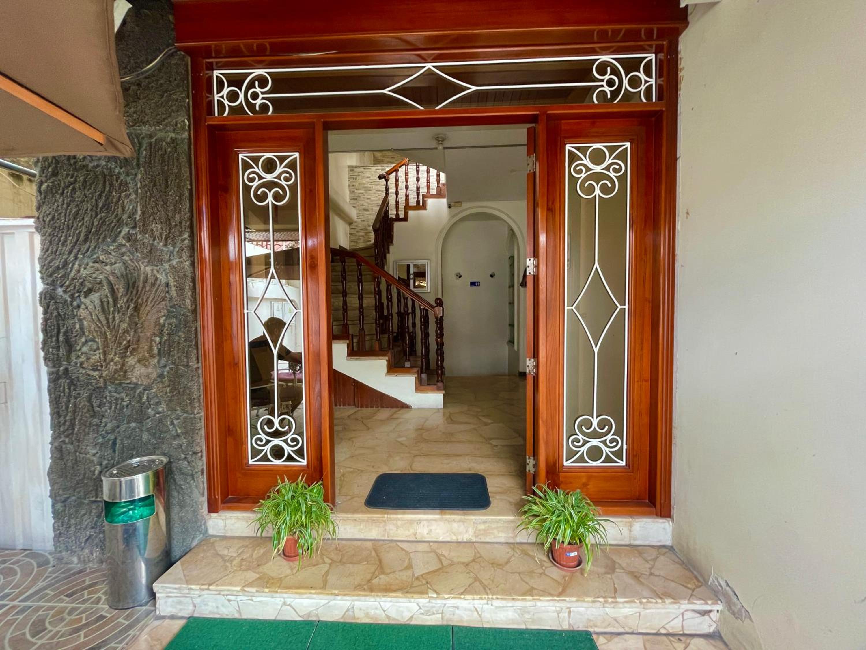 Villa Garza Inn