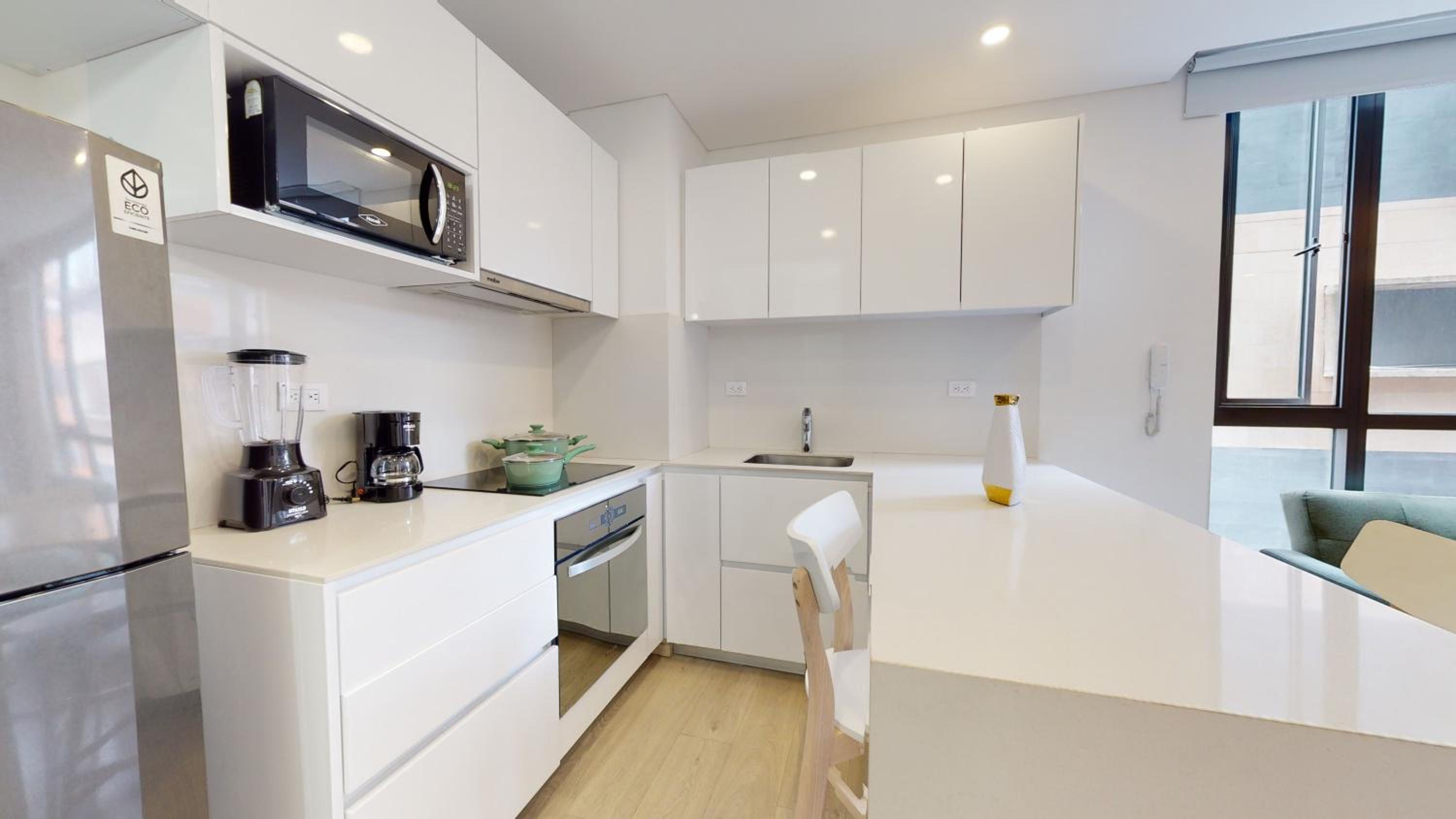ACOGEDOR APARTAMENTO EN LA 93