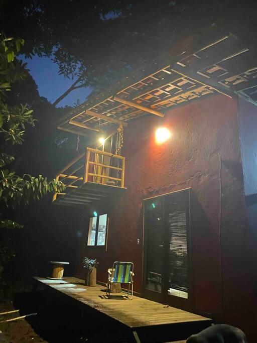 Casa Vermelha no Sítio das Árvores